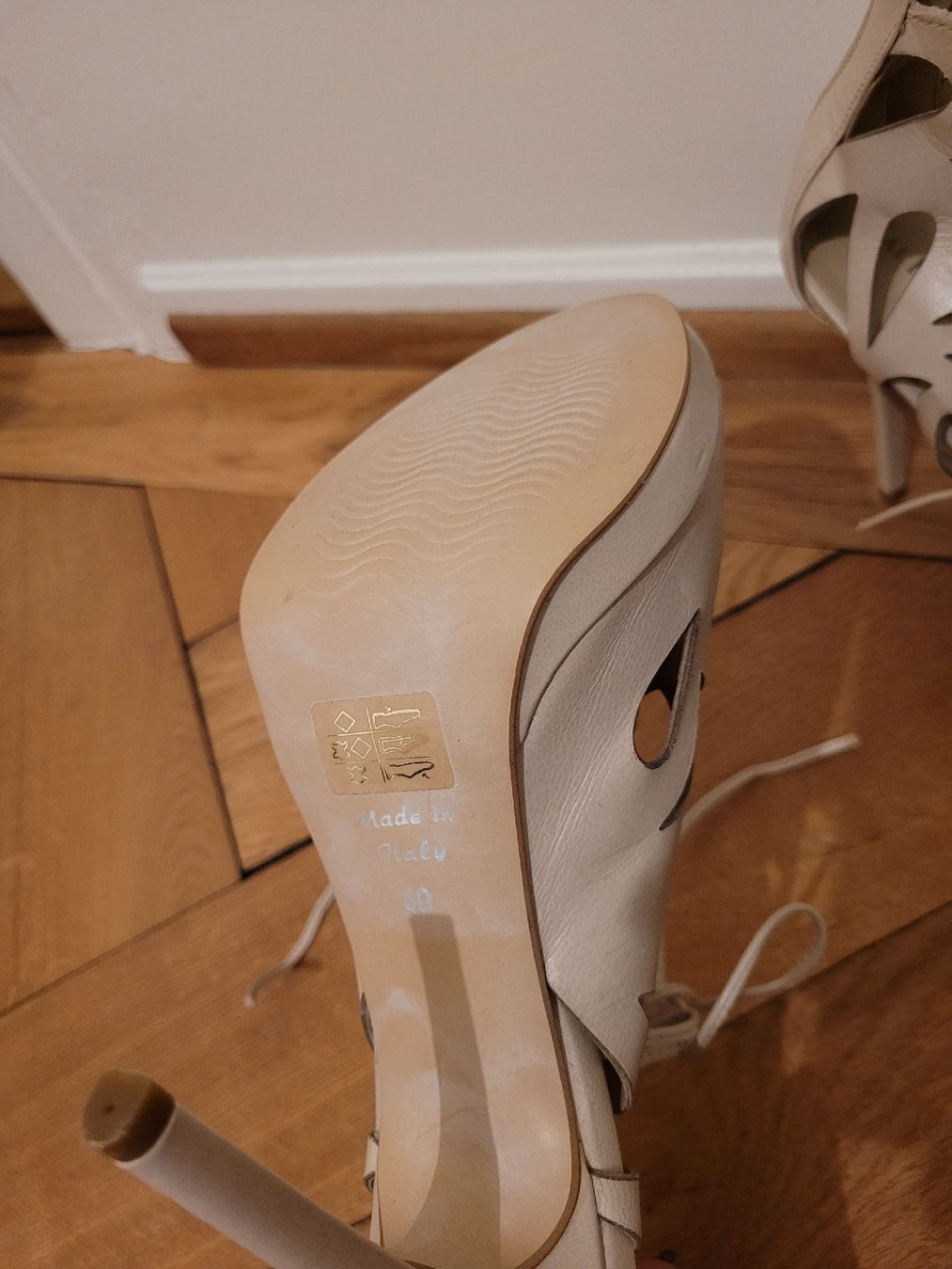 Scarpe da donna: High Heels aus Echtleder, beige – Nuovo e nell'imballaggio originale da Basel venduto da 3006B_ 3