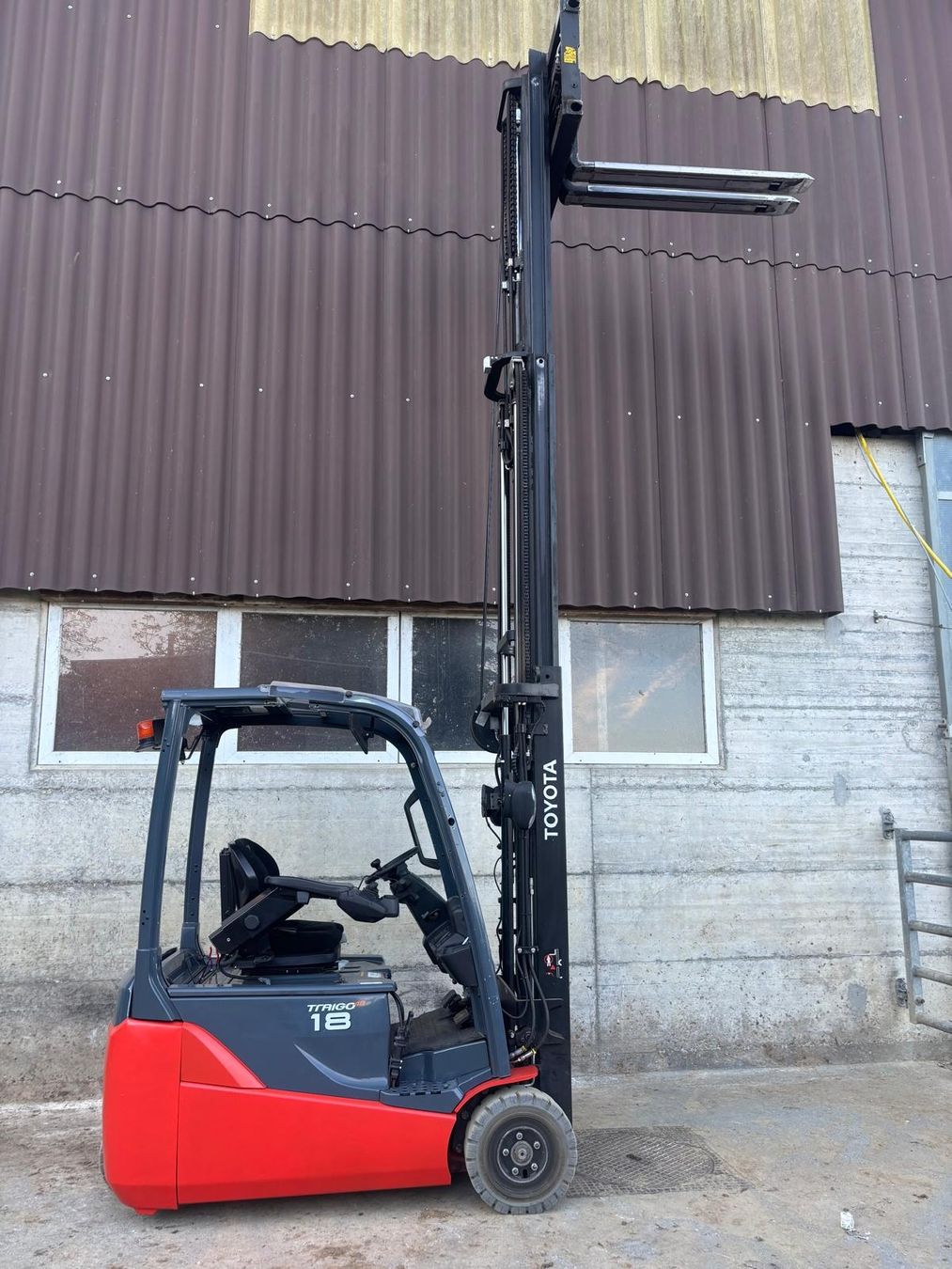Toyota Carrelli elevatori e a forche: Stapler Toyota – Usato da Kaiseraugst venduto da san_cw5w 2