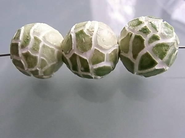 Perle (finte): Perle Keramik     gebrochener Effekt     grün   19 mm – Nuovo (secondo la descrizione) da Alpnachstad venduto da perlengaby 2