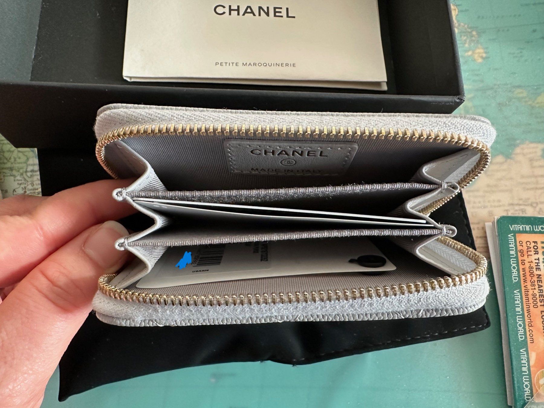 Chanel Taschen für Damen: Chanel Zip Coin Geldbörse – Neu und originalverpackt aus Winterthur von chanel_love 4