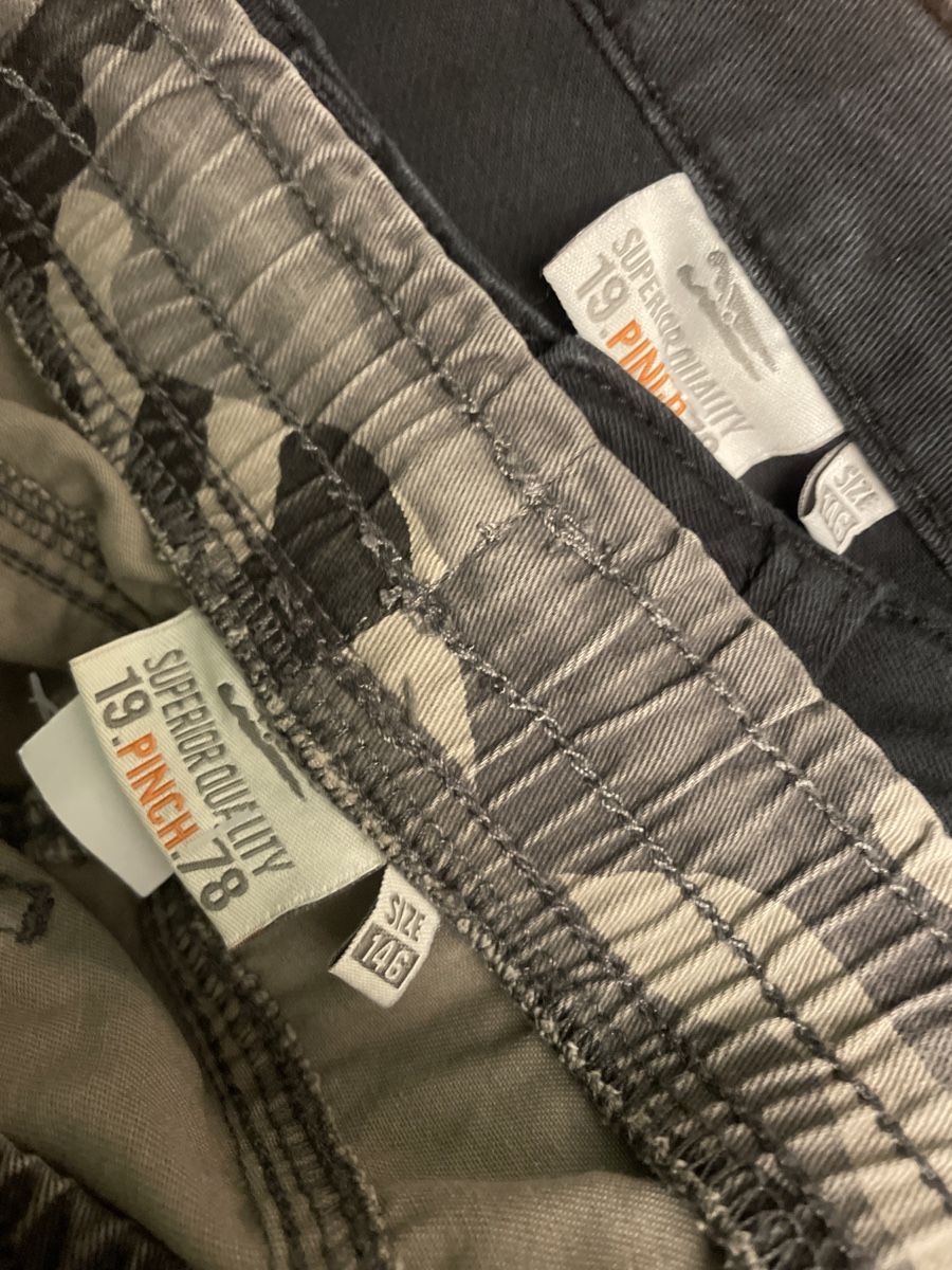 Pantaloni: 2 dünnere Hosen Gr.146 – Usato da Obergerlafingen venduto da cabo4 2
