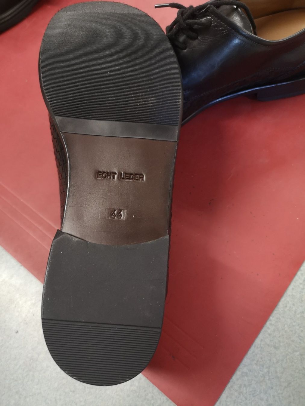 Helvesko Herrenschuhe: Helvesko – Neu und originalverpackt aus Möhlin von Highwaytom 1