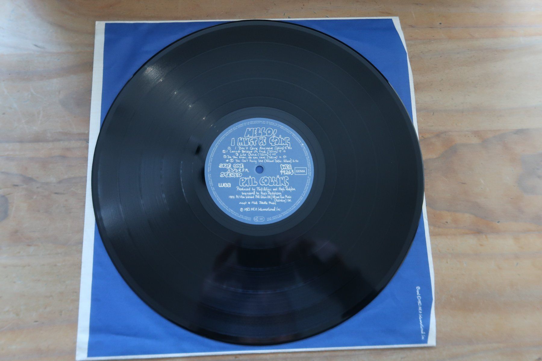 Dischi in vinile: PHIL COLLINS - HELLO, I MUST BE GOING - GENESIS VINYL LP – Usato da Basel venduto da Patiscat 3