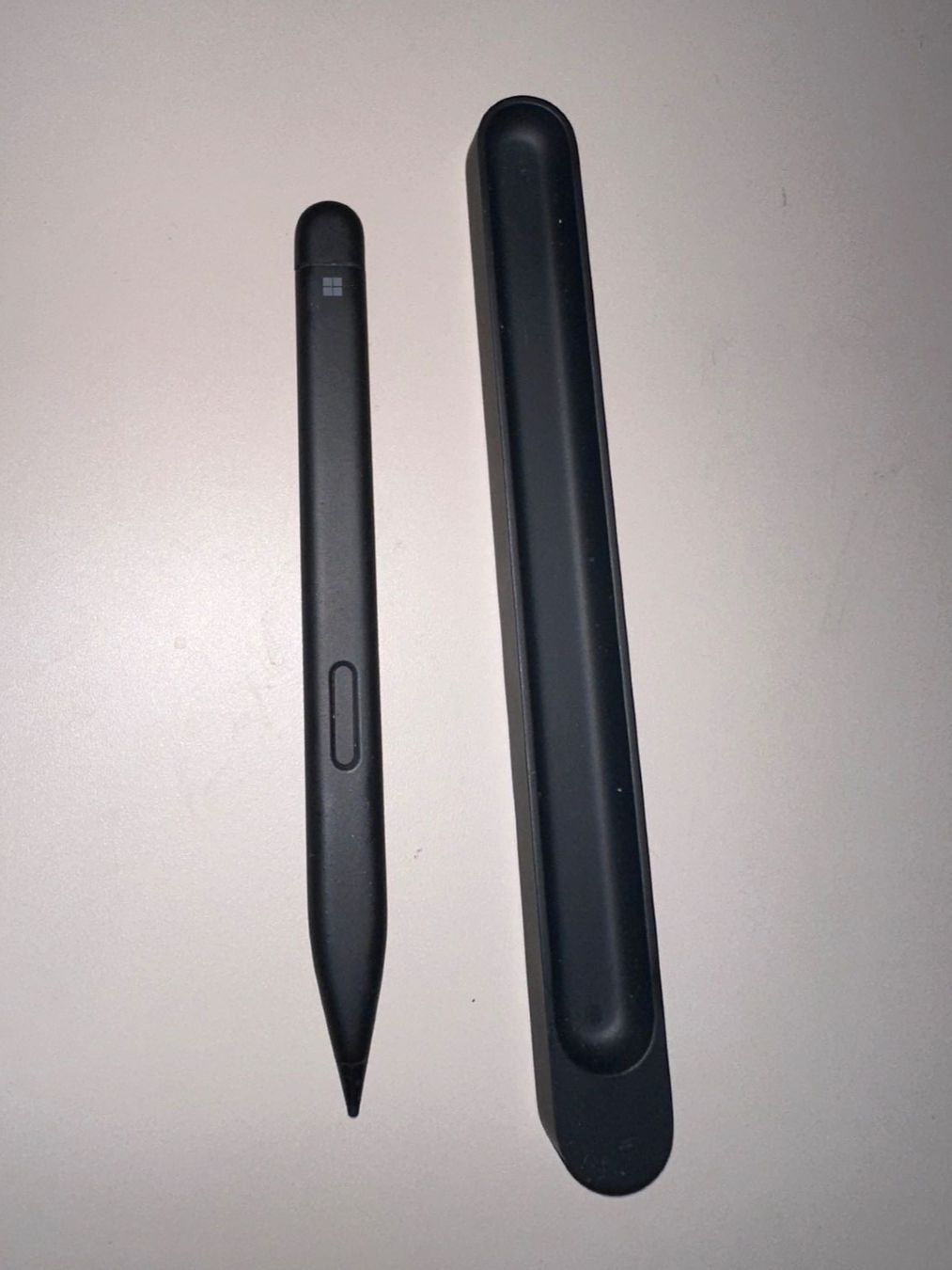 Microsoft Stifte & Marker: Microsoft Surface Slim Pen 2 inkl. Ladecase und Ladekabel – Gebraucht aus Oeschgen von tim_297z