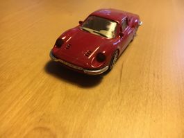 Ab 22.- Ferrari Dino GT Bburago‪ Modellauto vintage retro