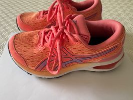Asics Gel Cumulus 24 GS Laufschuhe Gr. 33.5 WIE NEU