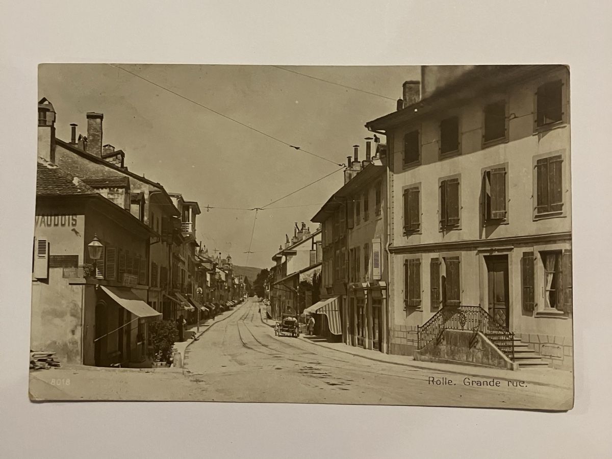 Cartoline postali: Alte Ansichtskarte Rolle, Grande Rue – Usato da Bauma venduto da Baumer71
