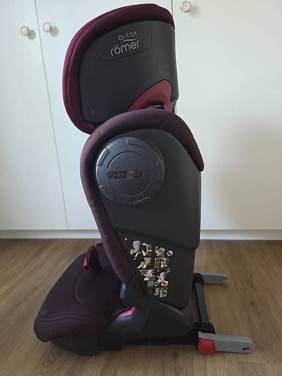 Seggiolini per auto: Kindersitz Britax Römer Kidfix III M – Usato da Ballwil venduto da schlaubi99 2