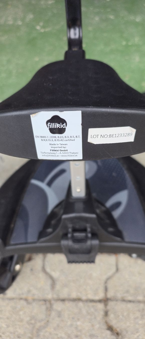Fillikid Accessori per carrozzine: Fillikid Mitfahrbrett mit Sitz – Usato da Illighausen venduto da Sam_Schmidt 1