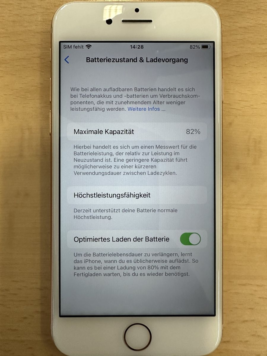 Apple Telefoni cellulari / Smartphones: IPhone 8 - 32 GB – Usato da Hägendorf venduto da neon09 6
