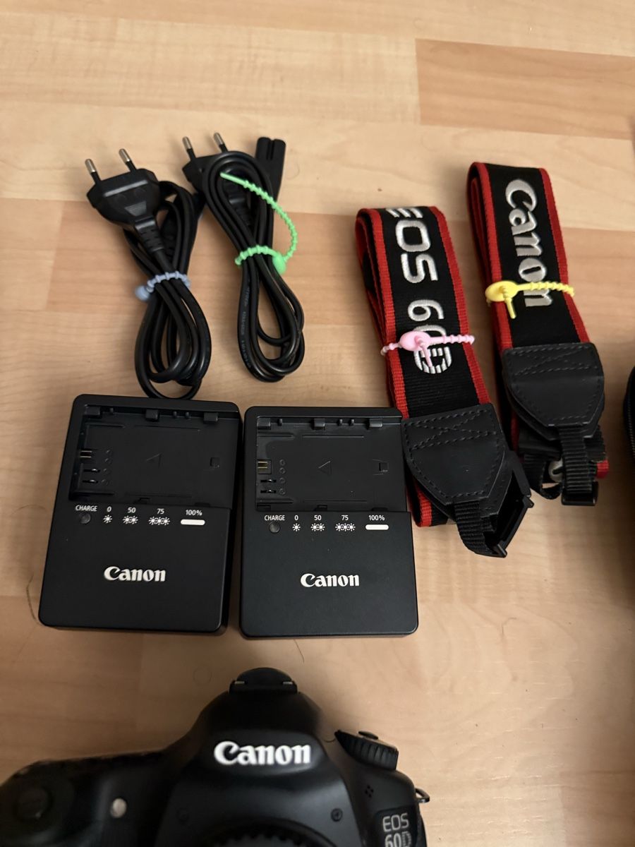 Canon Fotocamera: Canon EOS 60D Kamera Set mit Objektiven gebraucht – Nuovo (secondo la descrizione) da Lenzburg venduto da schmoendli 2