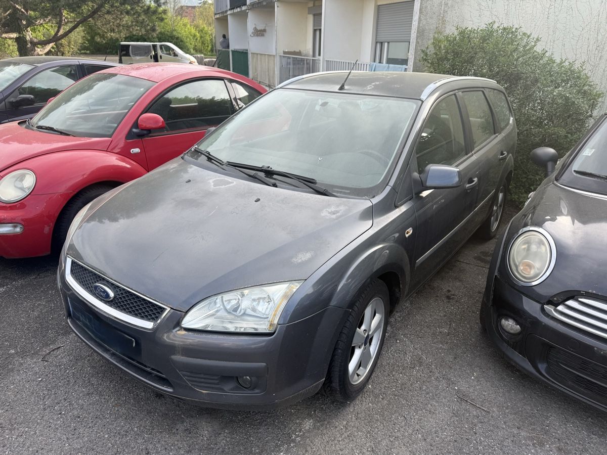 Ford Automobili: Ford focus  – Usato da Chêne-Bougeries venduto da JohnCooper7 1
