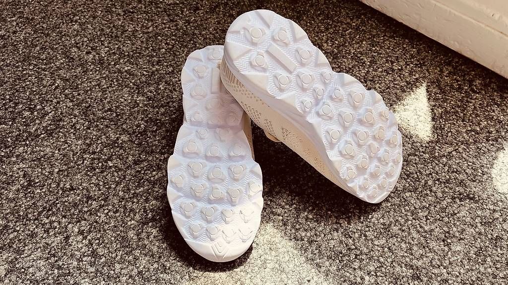 Scarpe da donna: Freizeitschuhe Fashion – Usato da Düdingen venduto da Tibi1966 2