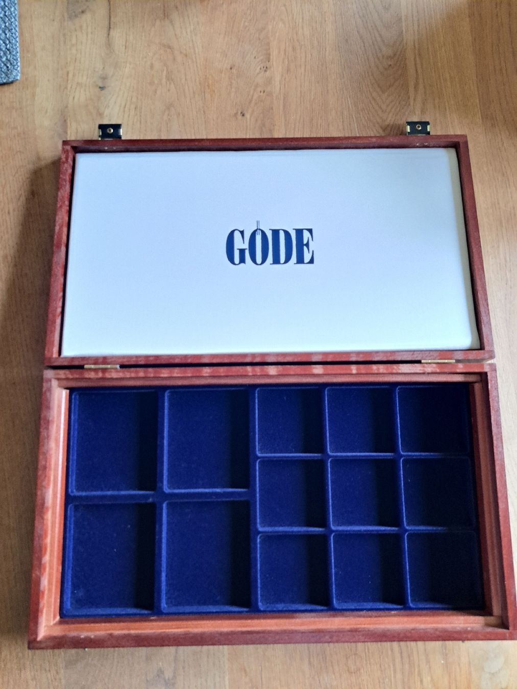 Accessori: Göde Holz Kassette / Münzbox – Usato da Pratteln venduto da mab_f2fz 3
