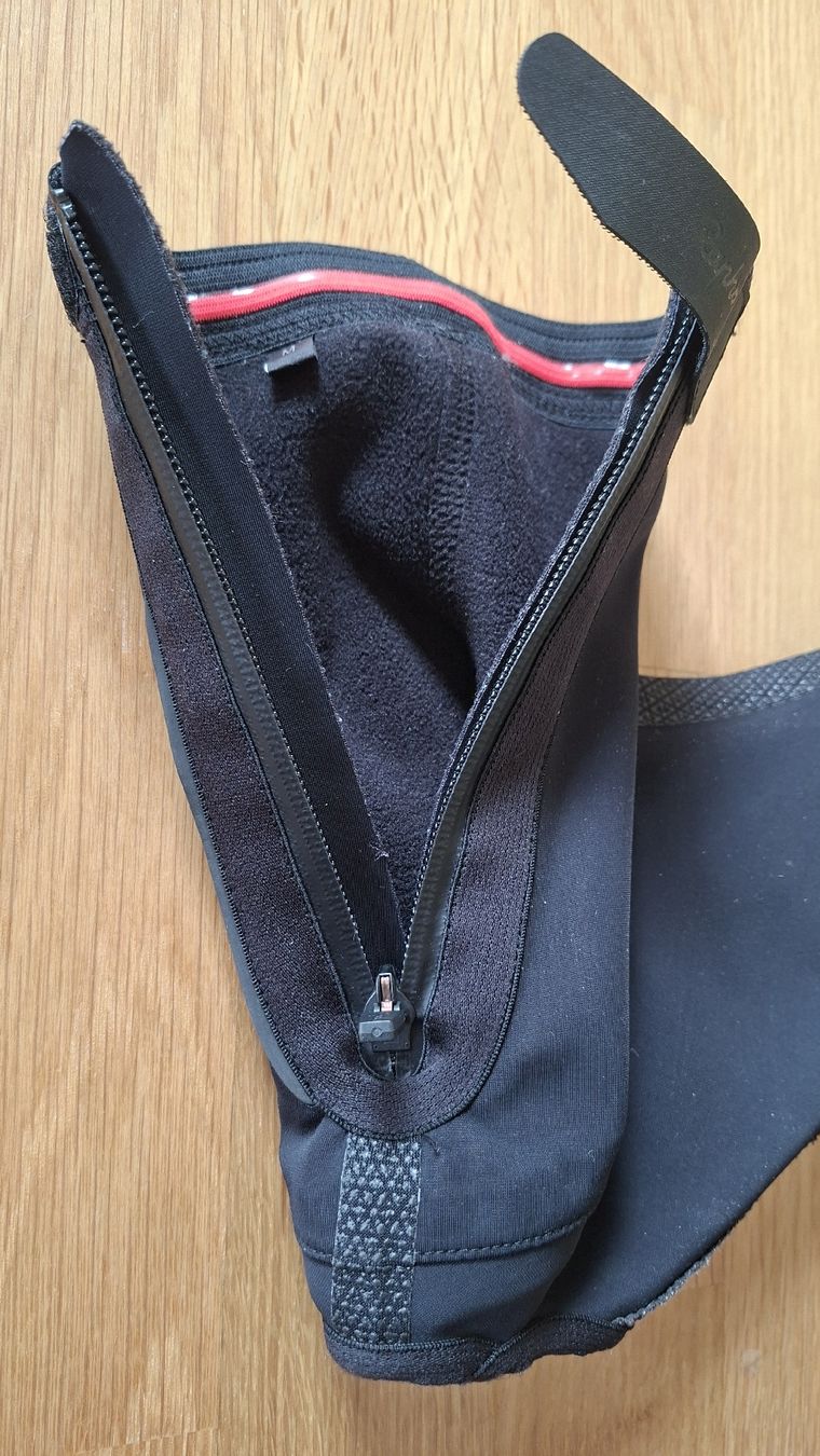 Stinchiere & Fasciature: Rapha Velo Überschuhe – Usato da Wallisellen venduto da Dunja_Sand 2