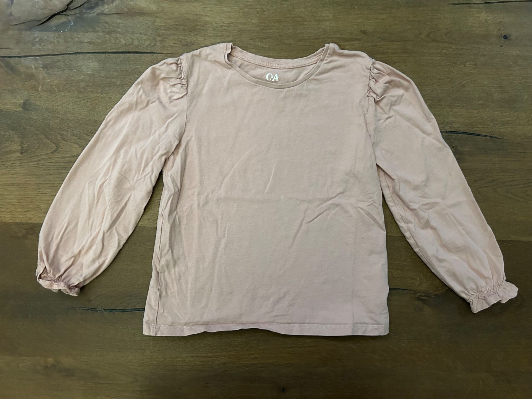 C&A Camicette, T-shirt & Top: C&A Langarmshirt in Gr. 128 – Usato da Heiligkreuz (Mels) venduto da Ellengiordano
