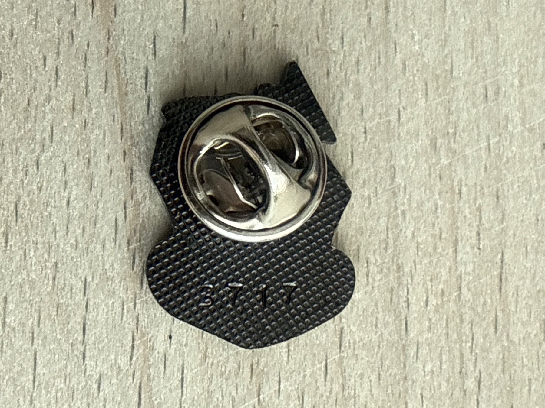 Placchette & Badge: Pin Kirchberg – Usato da Glattbrugg venduto da Schweigmatt 1