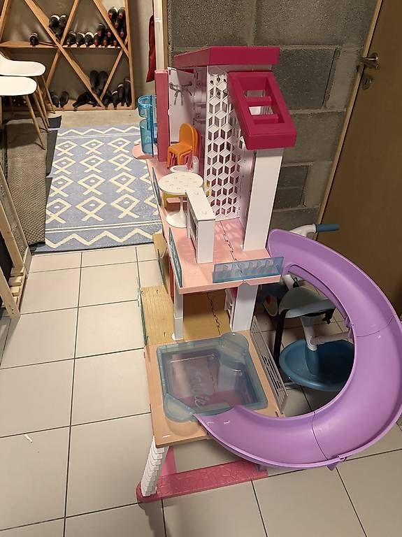 Puppenhäuser & -möbel: Maison barbie  – Gebraucht aus Porsel von kevin68 2