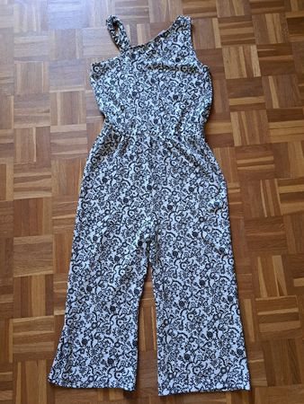Jumpsuit mit schwarzem Muster Grösse 166