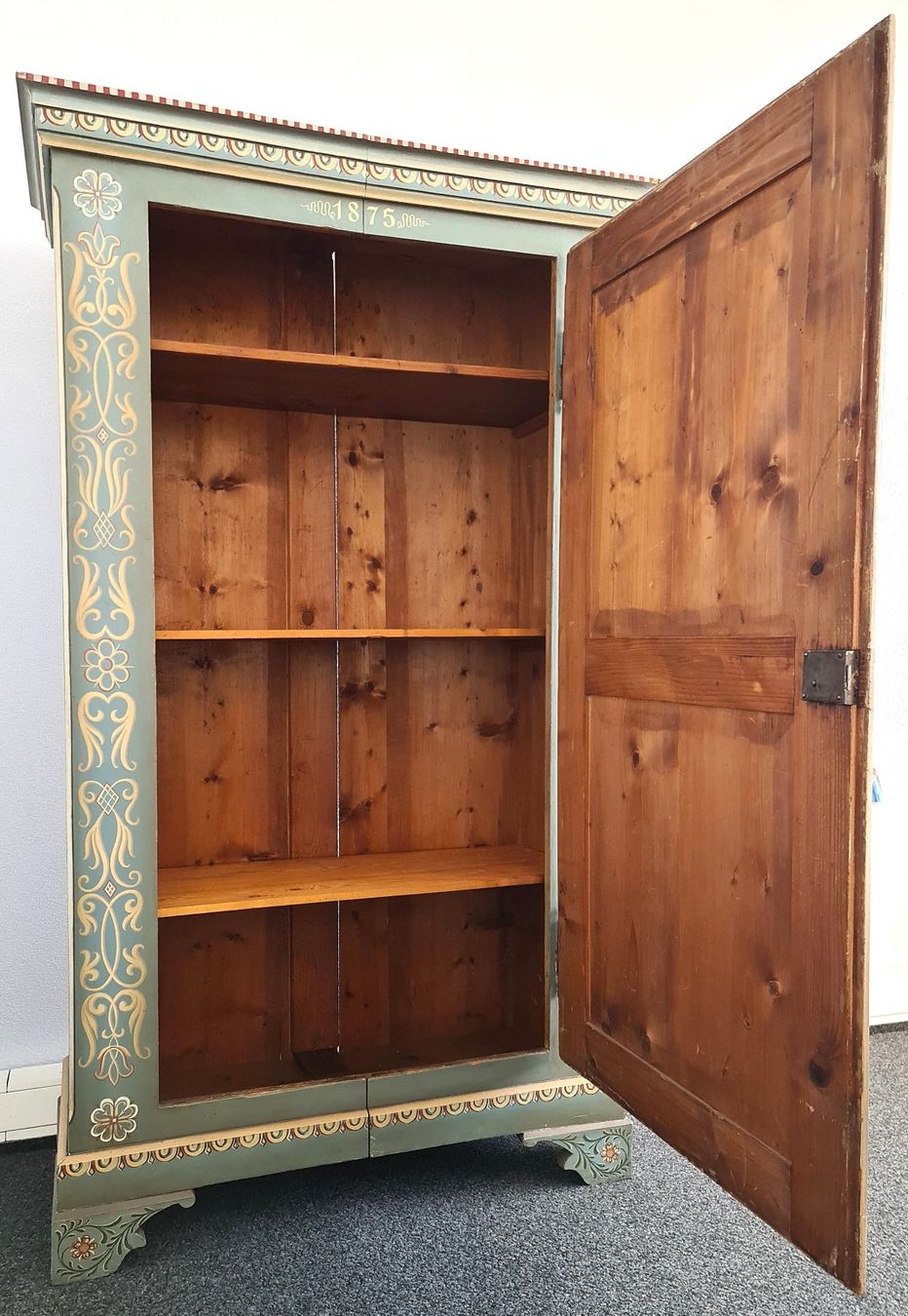 Armadi: Schöner alter Bauernmalerei Schrank – Usato da Luzern venduto da readyforlife 1
