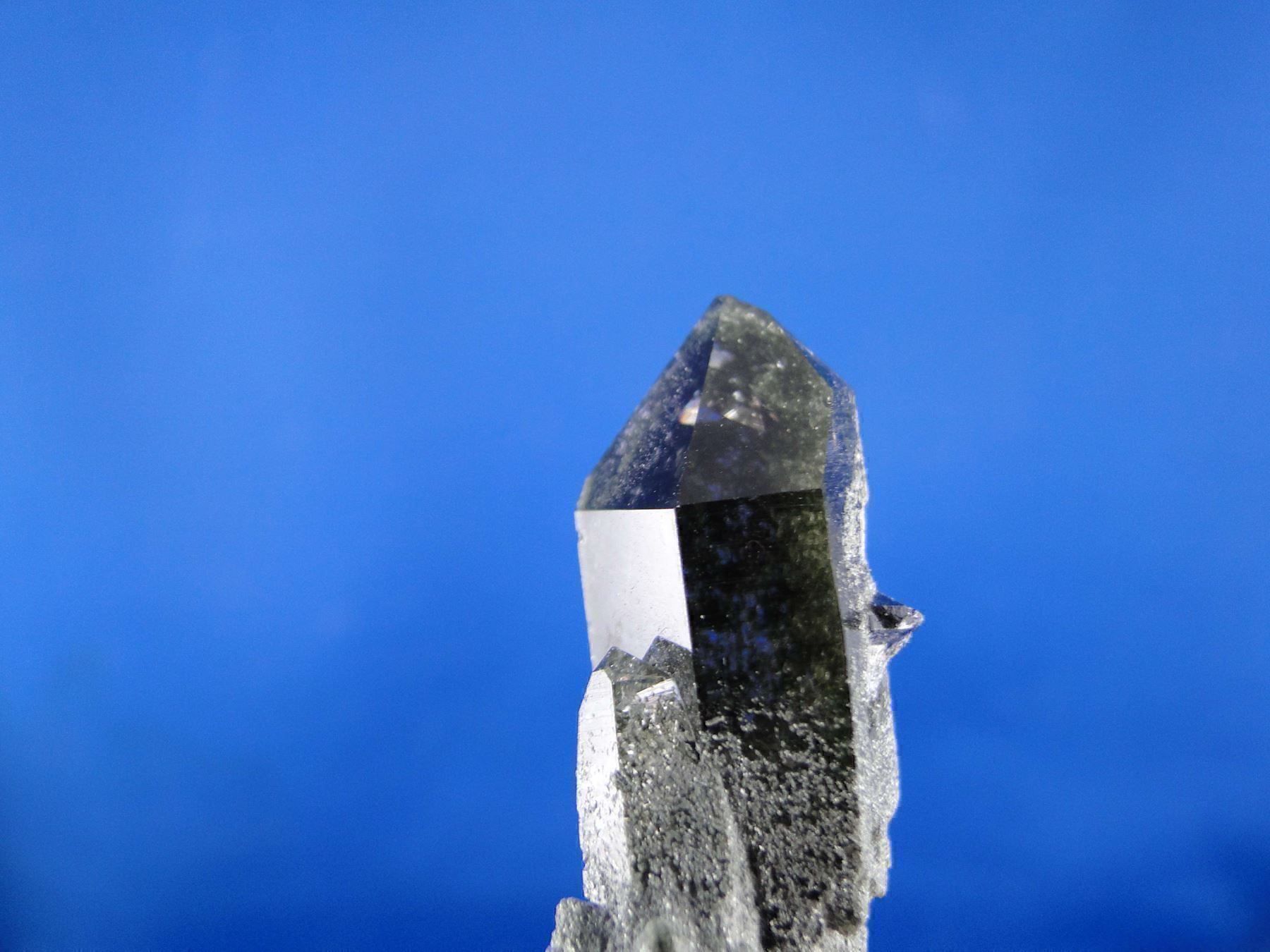 Minerali & Pietre curative: Anatas auf Quarz – Usato da Schinznach Bad venduto da Demerald 7