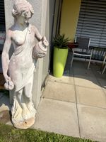 FIGUR AUS BETON
