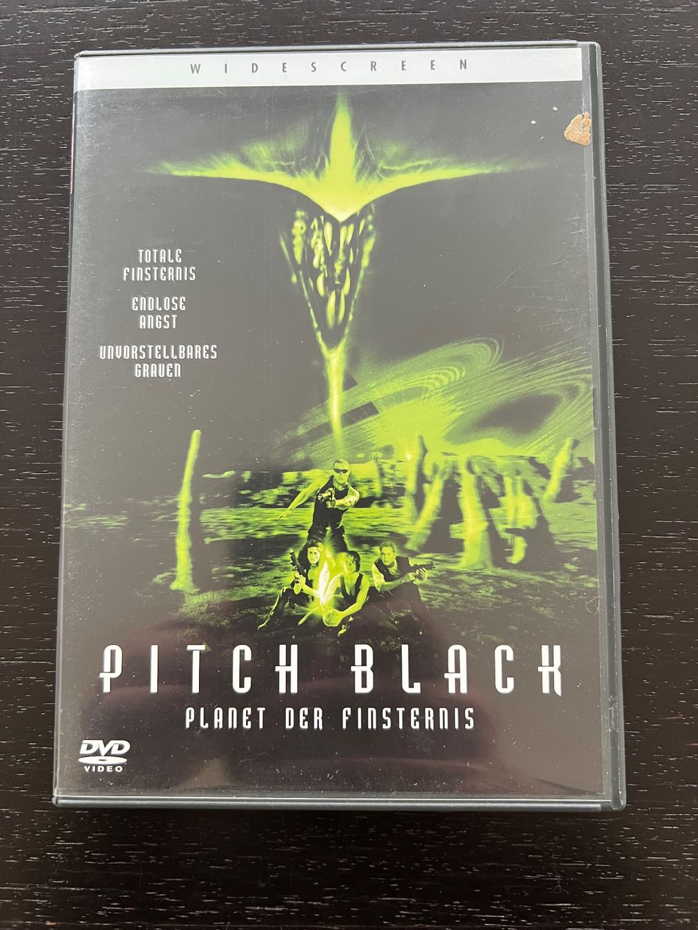 Tutti i DVDs: Pitch Black, DVD, Sci-Fi/Horror, FSK16 – Usato da Jona venduto da brandillo83