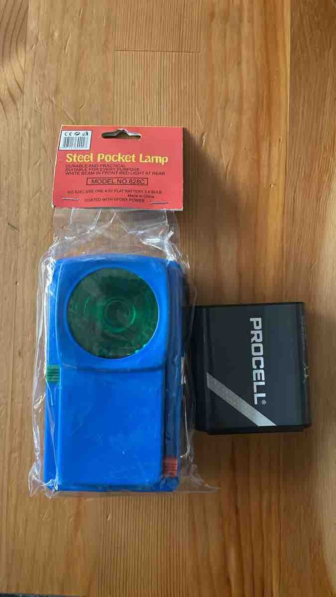 Lampen: Lampada tascabile blu, modello 828C, nuova – Neu und originalverpackt aus Monte Carasso von lau_6gmp 2