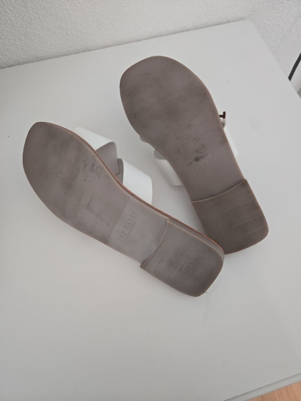 Ted Baker Scarpe da donna: Ted Baker Sandalen – Nuovo (secondo la descrizione) da Weinfelden venduto da lexamo94 4