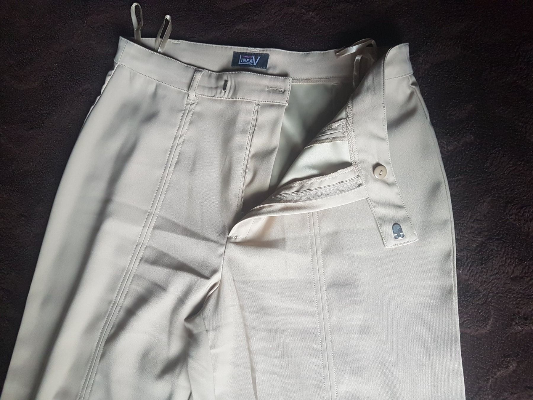 Pantaloni: Pantalon taille 40 marque LineaV – Usato da Villiers venduto da san_jn5w 2