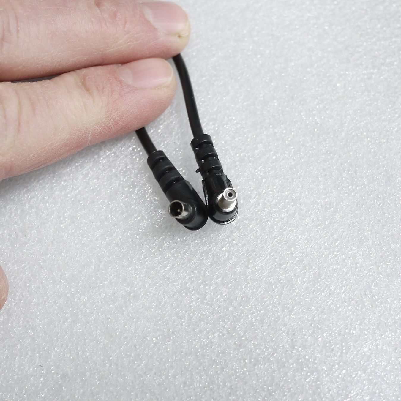 Flash: Blitzkabel 5 Meter / câble flash / Flash Cable Male/Female. – Usato da Egg b. Zürich venduto da JCB 1
