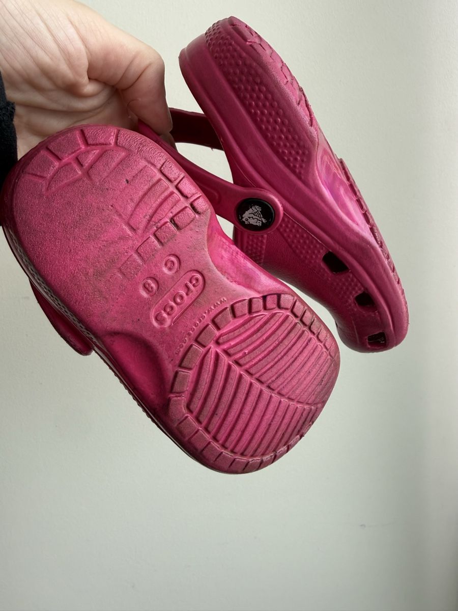 Crocs Chaussures garçon: Crocs Kinder Clogs Pink C9 Gr. 25/26 – D'occasion à Mühlau par mat_zzj2 3