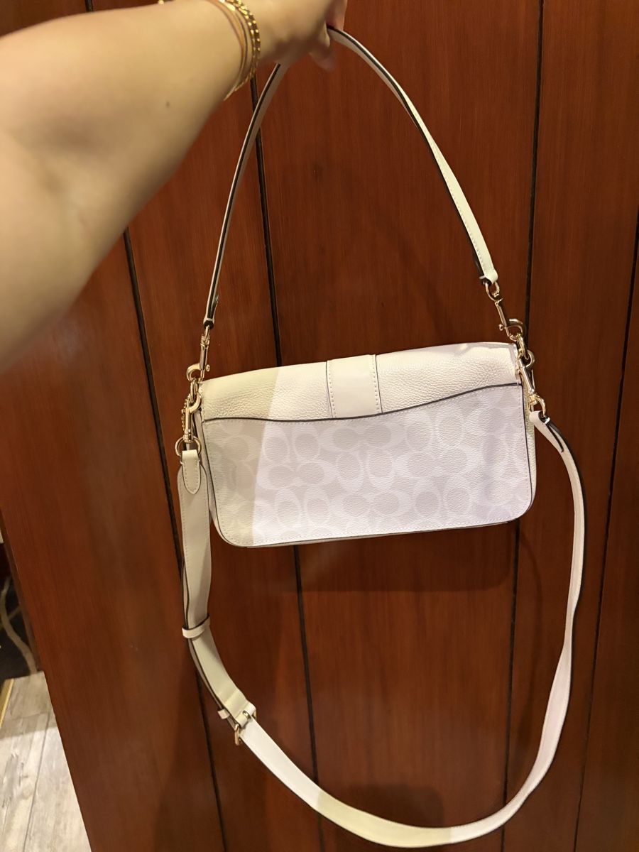 Coach Borse da donna: Coach Georgia Chalk Shoulder Bag – Usato da St.Josefen venduto da lop_lh8d 4