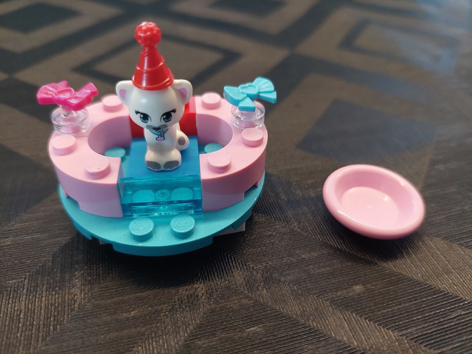 Lego Spielzeuge: Lego Friends  Mädchen mit Kitten  – Gebraucht aus Zetzwil von sti_x9xf 2