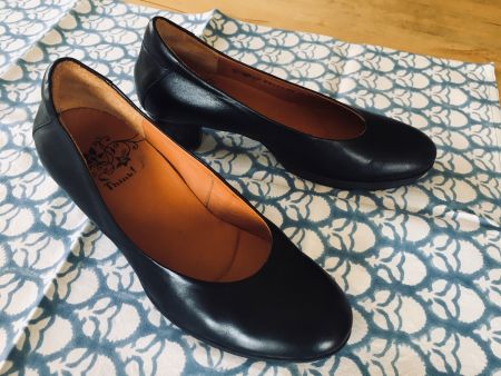 Think Pumps 39 Leder schwarz, wie neu
