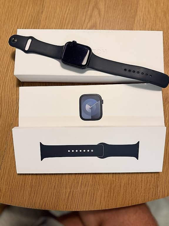 Smartwatch: Apple watch series 9, 45 mm – Usato da Cham venduto da nem_ts5t 4