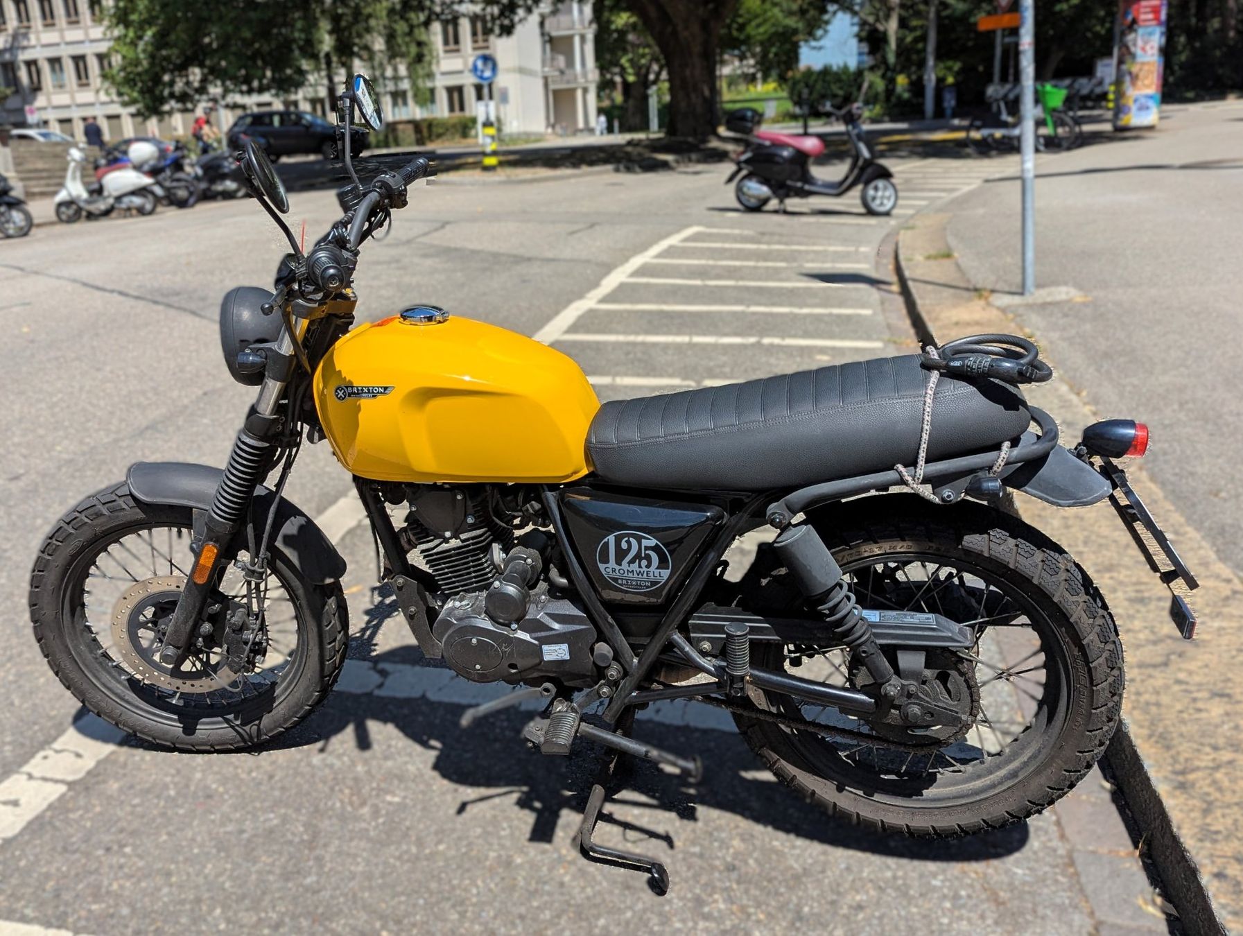 Brixton Motorcycles Strasse: Brixton Cromwell 125 – Gebraucht aus Zürich von Archie2