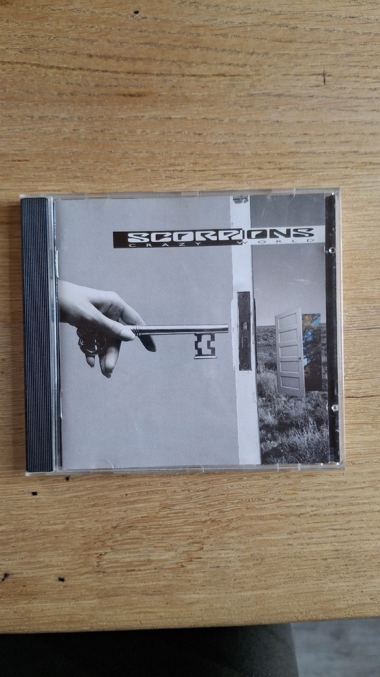 CD: cd - Scorpions- Crazy World – Usato da Les Brenets venduto da flu_z9bl
