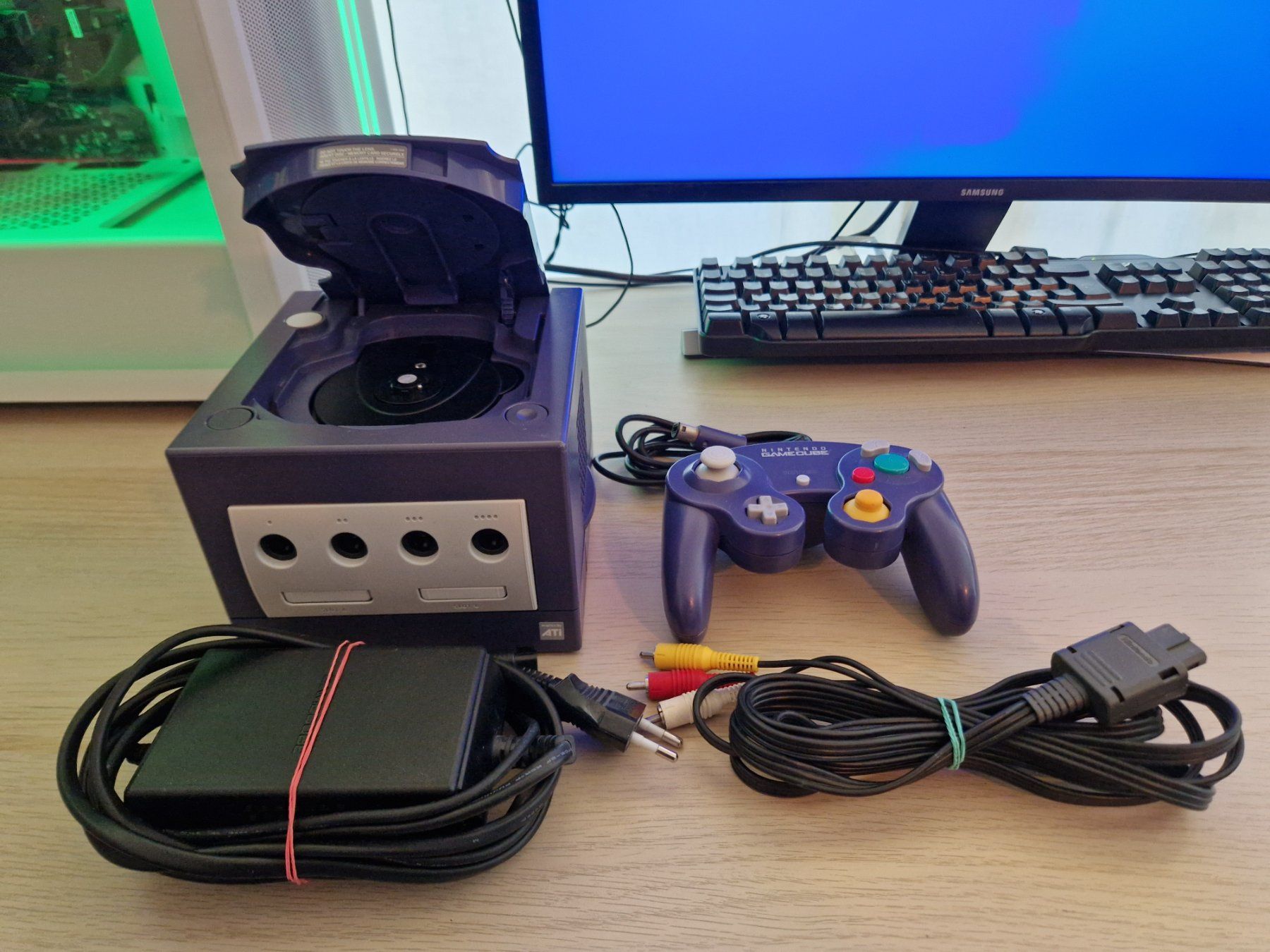 Nintendo Konsolen: Gamecube Indigo Originale + Jeux + Memory Card + manette ! – Gebraucht aus Belmont-Lausanne von Stephane_C 2