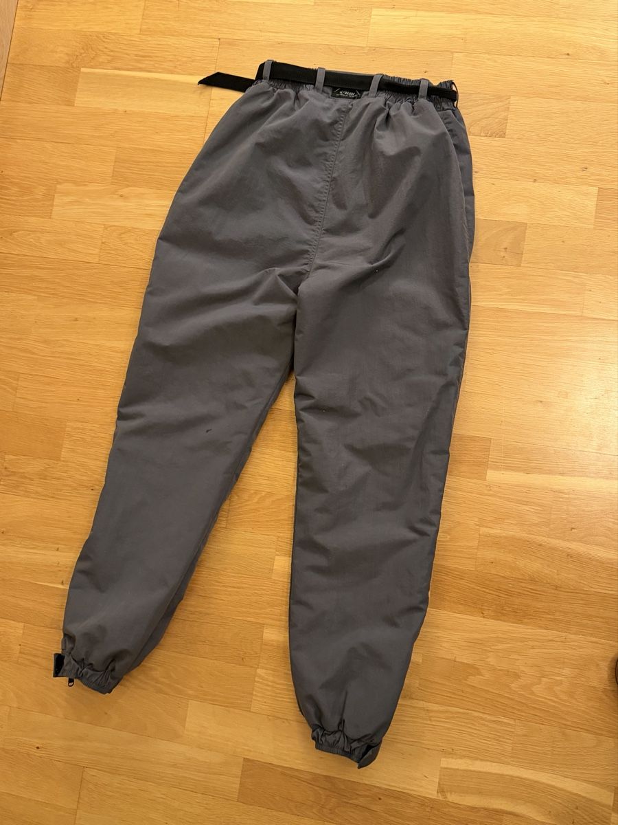 Pantaloni: Grey Ski Pants, Insulated – Usato da Zürich venduto da MariKondo 1