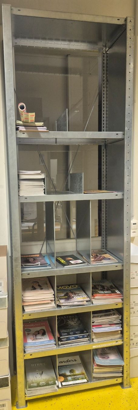 Scaffali: Fachbodenregale, Steckregale Metall – Usato da Ins venduto da SCM_BV_CH 4