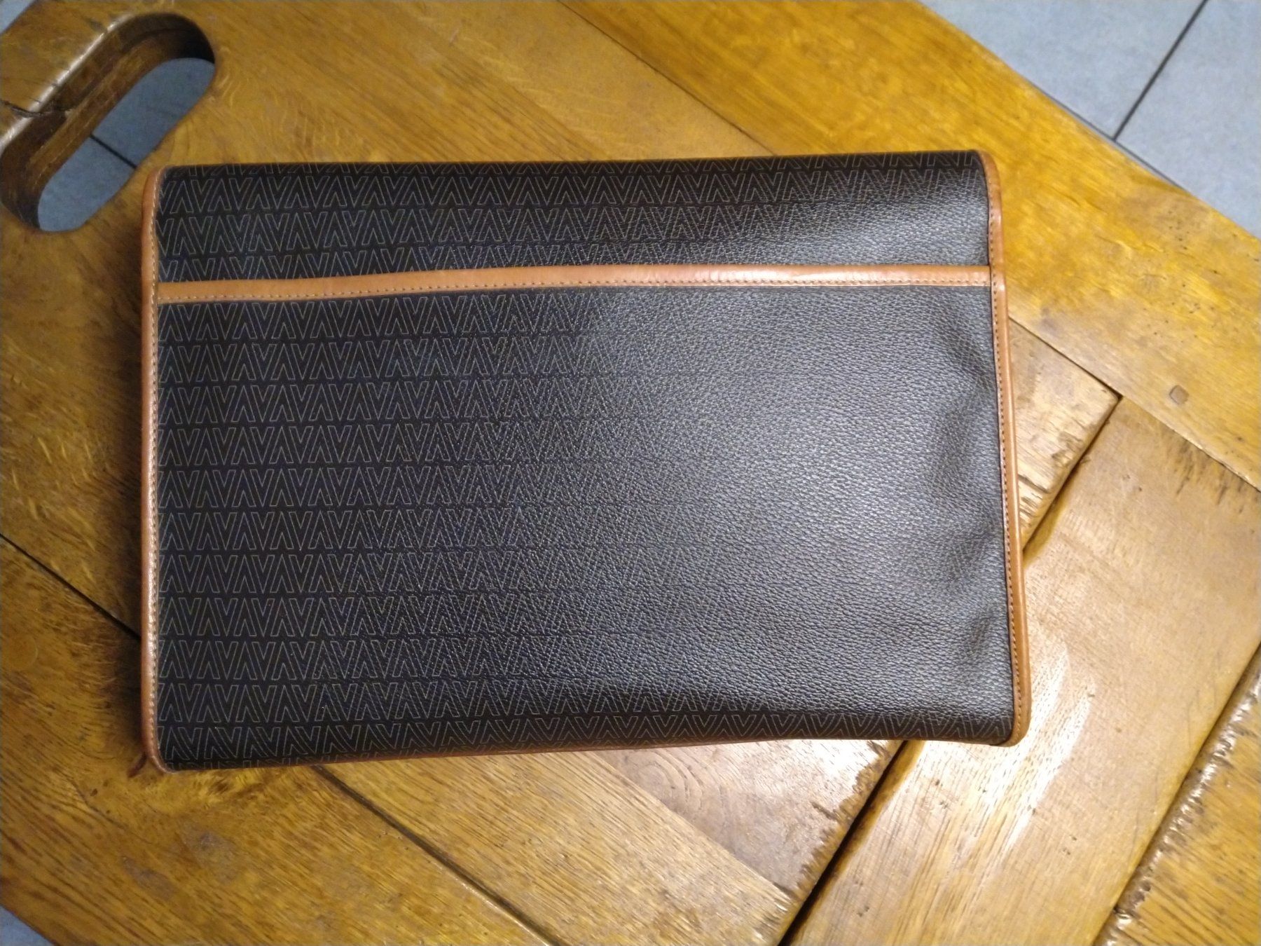 Taschen für Damen: Pochette Mario Valentino – Gebraucht aus Rieden AG von Galina11 1