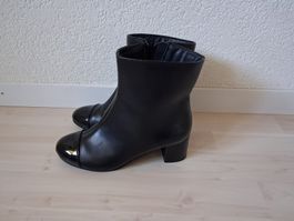 STIEFELETTE SCHWARZ 37