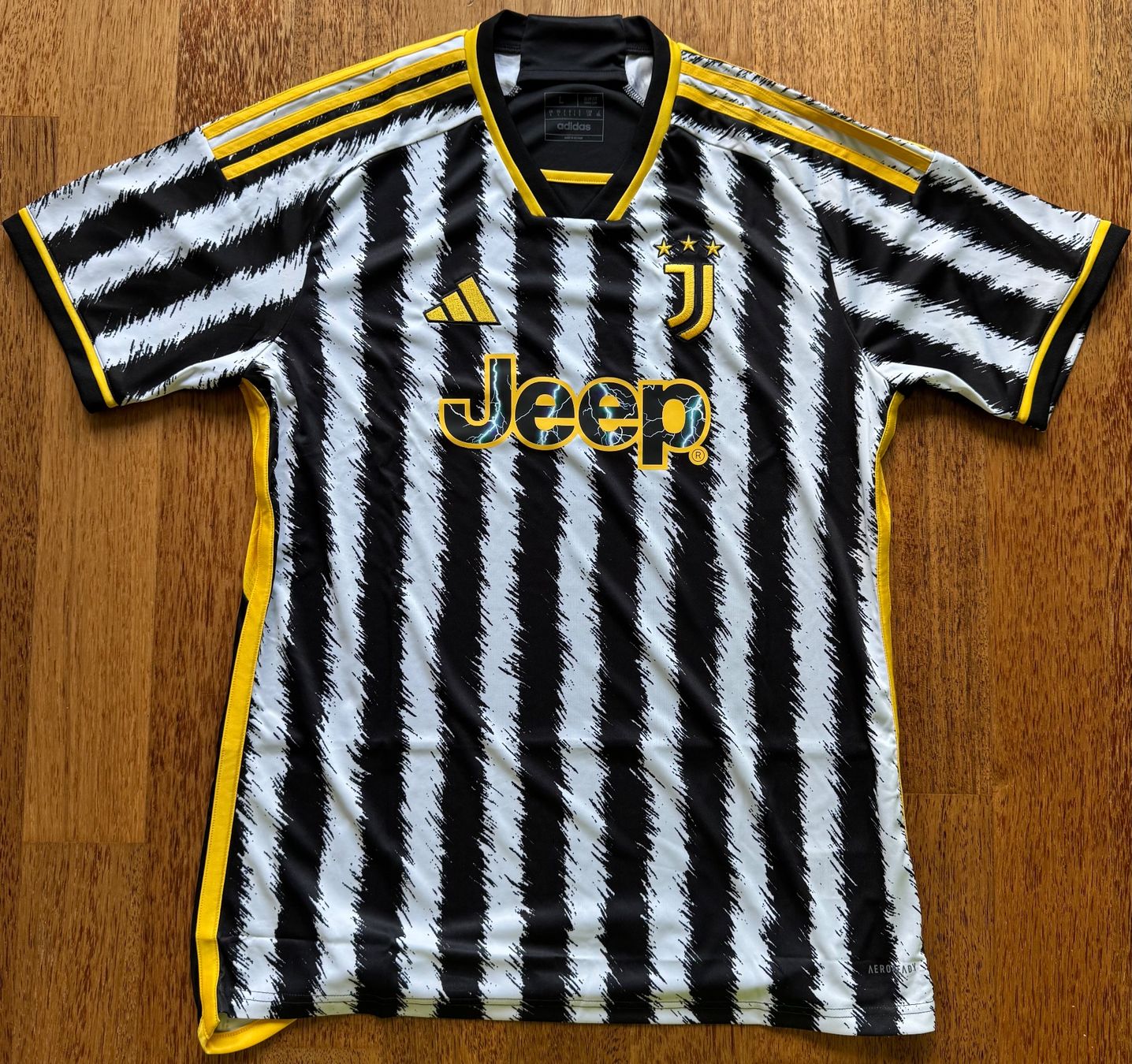 Adidas Canottiere & Pantaloni: Juventus Home Shirt - 2023/24 – Nuovo (secondo la descrizione) da Hermetschwil-Staffeln venduto da Beat131