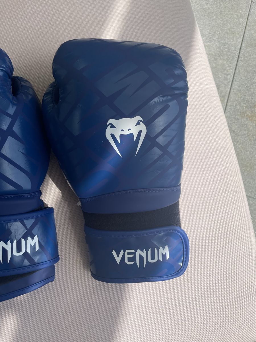 Guanti & manicotti: Boxhandschuhe 14oz – Usato da Laufen venduto da bia_7vr6 2