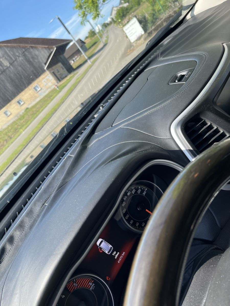 Jeep Automobili: Jeep Cherokee 2,2 L Diesel 4X4 , Jg 2018  41000 Km – Usato da Niederhasli venduto da Rudge1 9