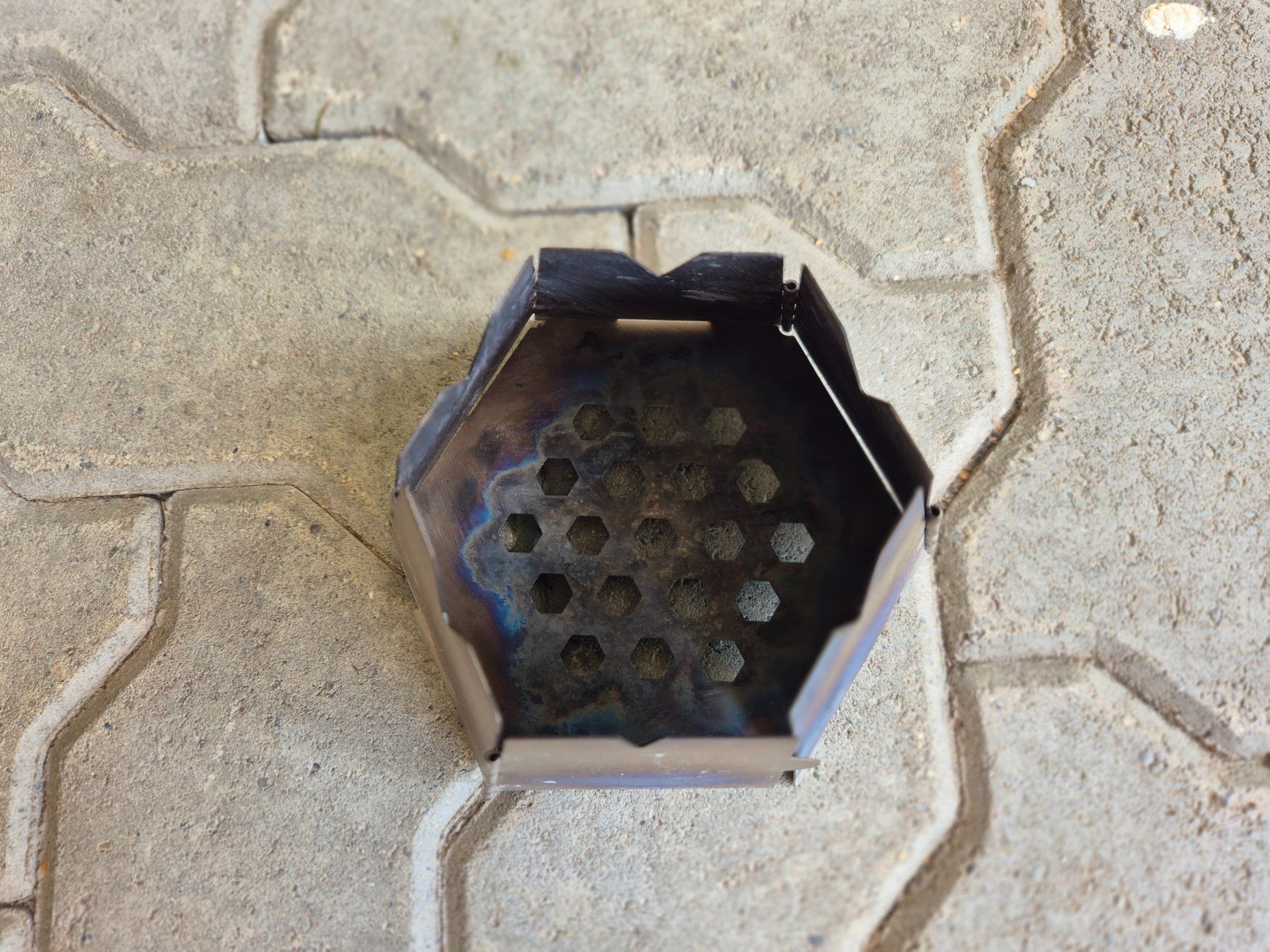 Grills: Grill / Titanium Hexagon Wood Stove, VARGO – Gebraucht aus Uitikon Waldegg von AnjS27 2