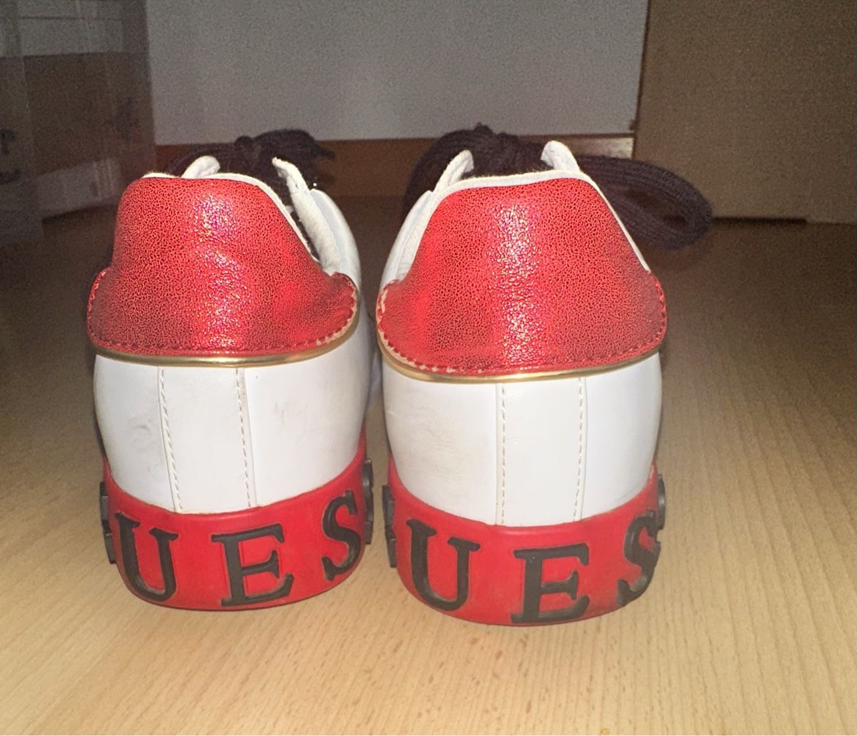 Guess Scarpe da donna: Guess Sneaker, Grösse 36 – Usato da Lampenberg venduto da Graziella_ 3