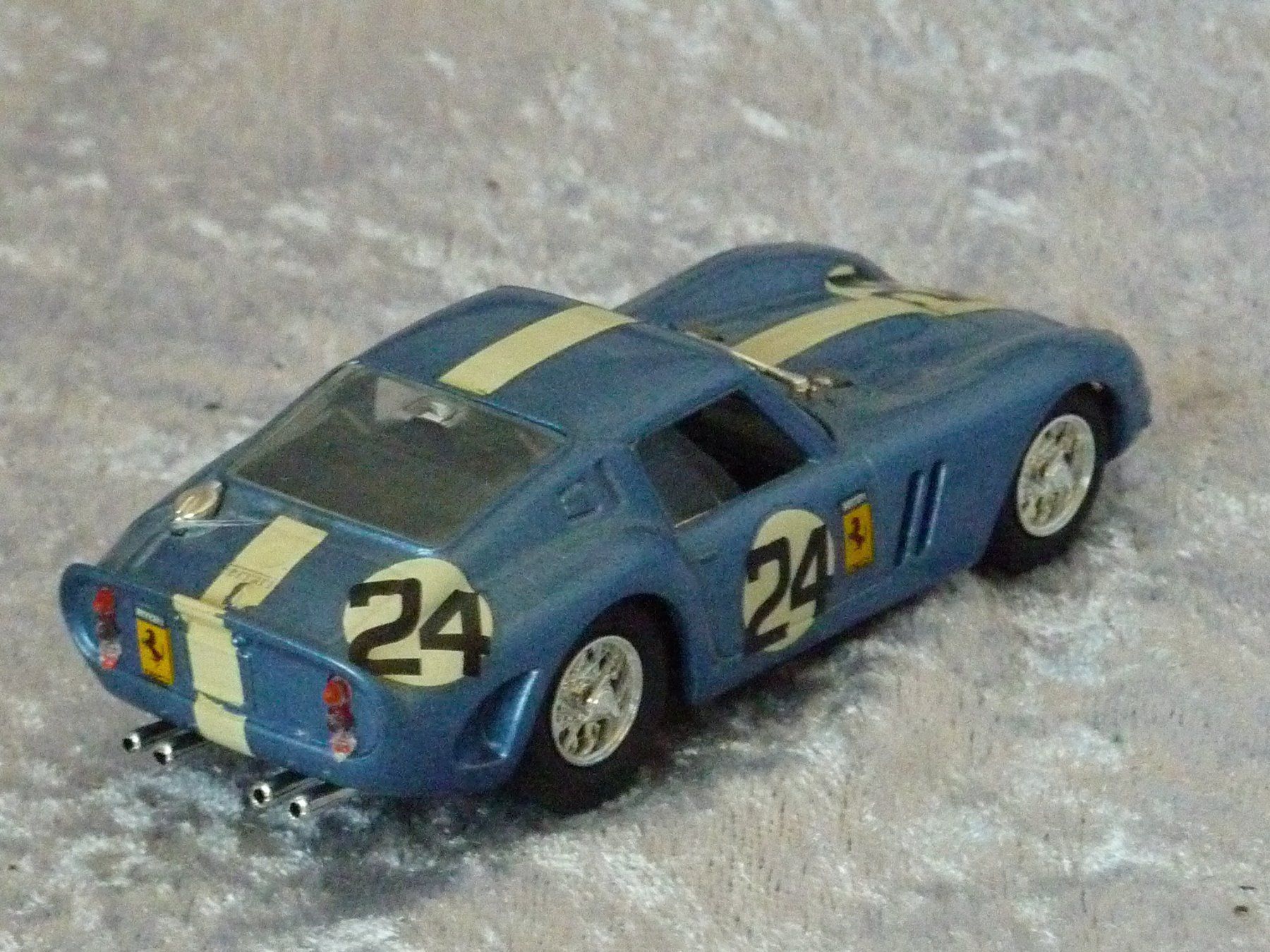 Ferrari Modellautos: Ferrari GTO 1963 #24  1:43 – Gebraucht aus Dürrenäsch von modellautos4you 3