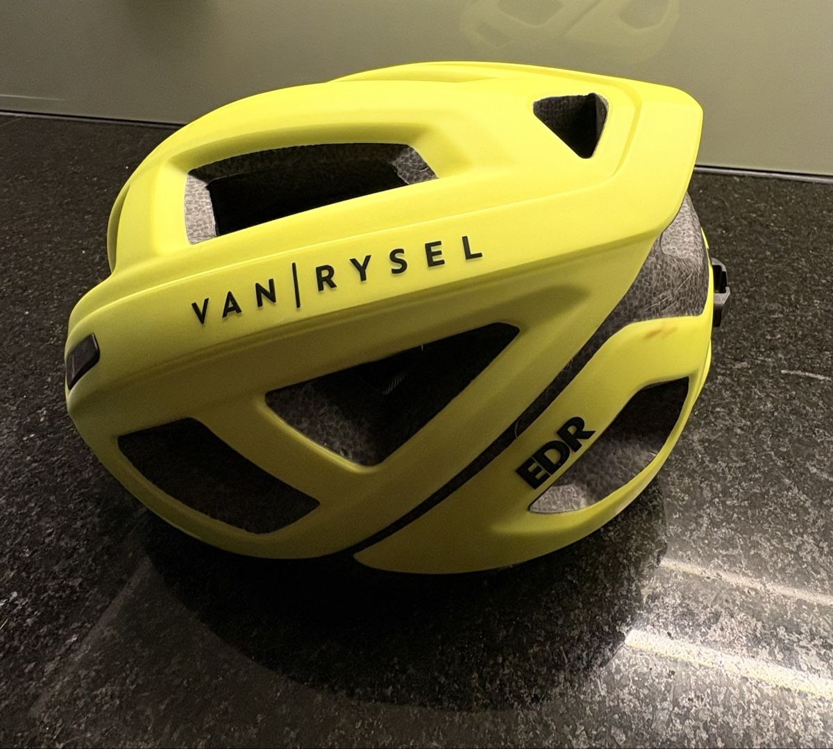 Decathlon Casques: Fahrradhelm  S Van Rysel EDR  – D'occasion à Illnau par RAIUGA 6